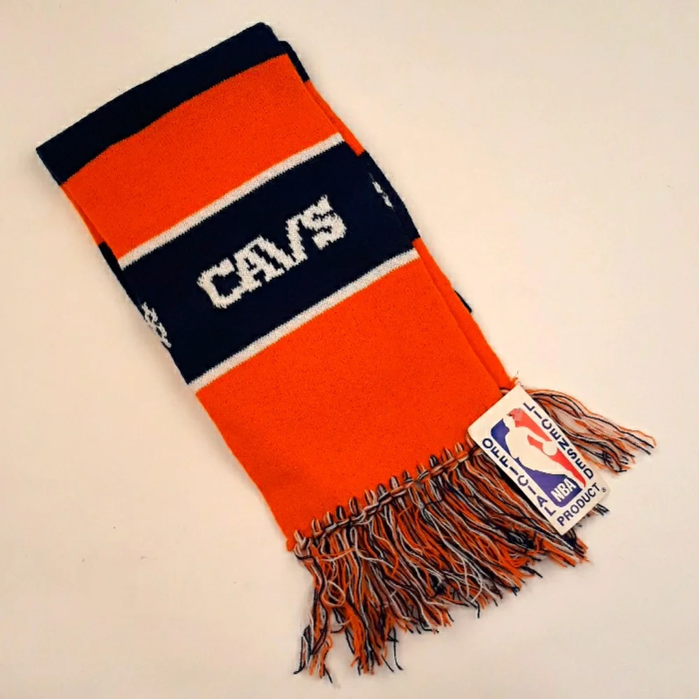 NBA‎ Cleveland Cavs Orange Navy Knit Acrylic Scarf NEW